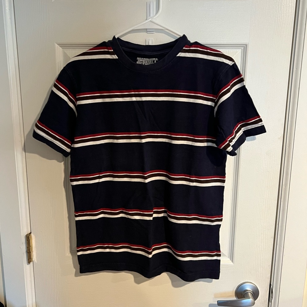 Striped Navy T-Shirt size medium